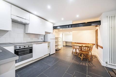 2 bedroom flat for sale, Whiston Road, Haggerston, London, E2