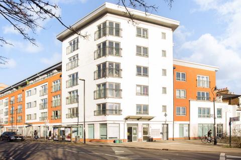 2 bedroom flat for sale, Northfield Avenue, West Ealing, Ealing, W13