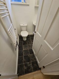 3 bedroom terraced house to rent, Hartington Street, Manchester