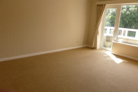 2 bedroom flat to rent, West Cliff Road, Bournemouth BH4