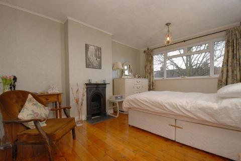 3 bedroom terraced house for sale, Bramdean Crescent, Lee