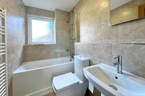 1 bedroom ground floor flat for sale, Warwick Road, Beaconsfield, HP9