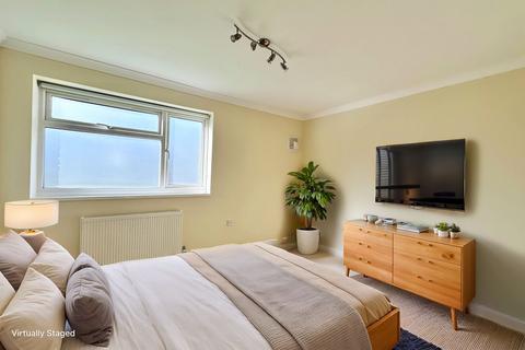 1 bedroom ground floor flat for sale, Warwick Road, Beaconsfield, HP9