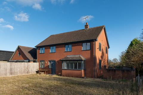 4 bedroom detached house for sale, Gospel Oak Lane, Pathlow, Stratford-upon-Avon, Warwickshire, CV37