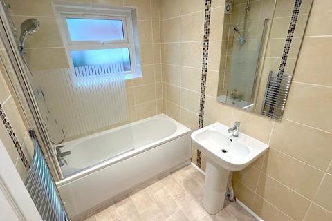 2 bedroom terraced house for sale, North Terrace, West Allotment, NE27