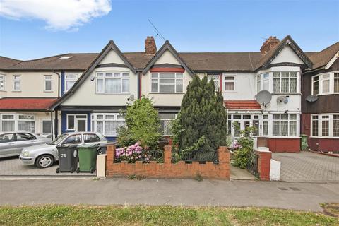 4 bedroom terraced house to rent, Hall Lane, London, E4 8HY