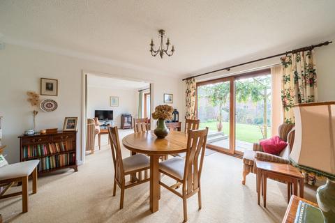8 Ham Close, Charlton Kings, Cheltenham, GL52 6NP