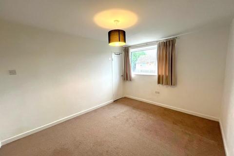 3 bedroom terraced house to rent, Booth Road, Wilmslow