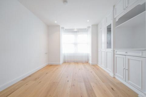 4 bedroom house for sale, Eastfields Road, Acton W3