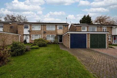 3 bedroom semi-detached house for sale, Beech Close, Faversham, ME13