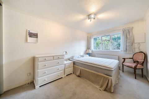 5 Morgan Close, Northwood, HA6 3NE