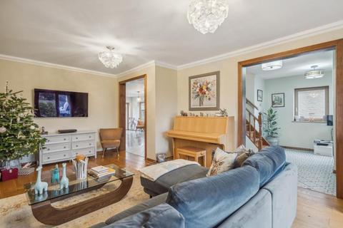 31 Downs Road, Slough, SL3 7BZ