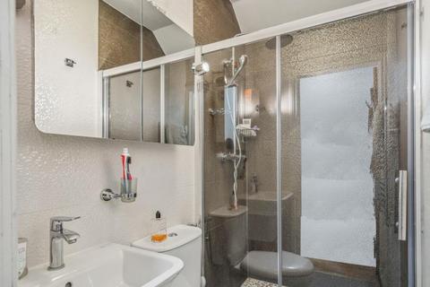 31 Downs Road, Slough, SL3 7BZ