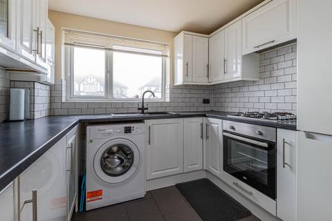 1 bedroom flat to rent, Redlands Road, Penarth