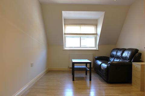 2 bedroom flat to rent, Prosperous Street, Poole BH15