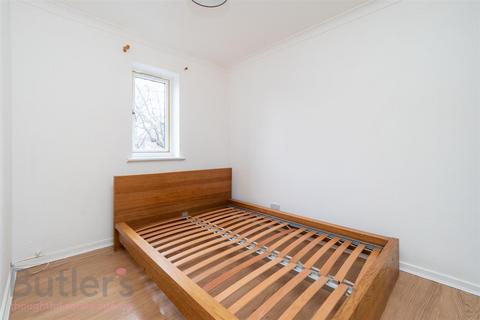 1 bedroom flat to rent, Cavendish Road, Sutton