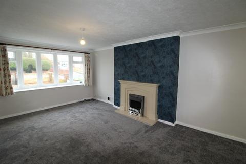 3 bedroom detached house to rent, Main Street, LS15