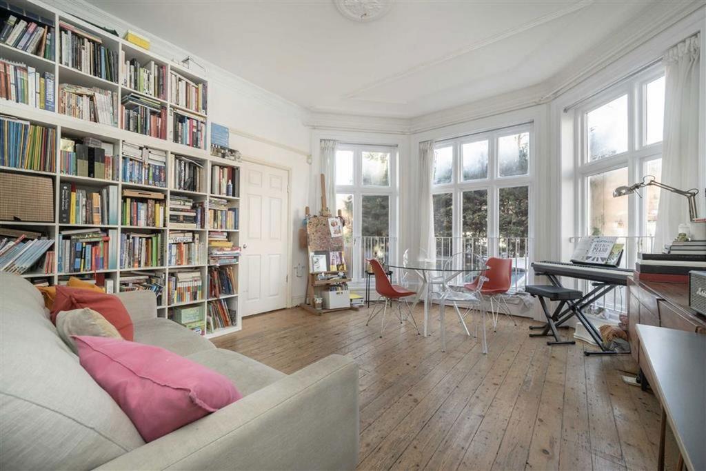 Open-plan living area, open plan living