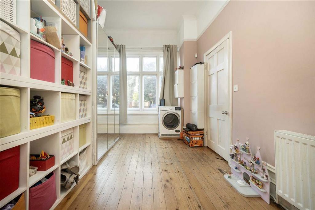 Utility room, utility