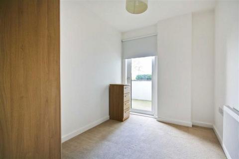 2 bedroom flat to rent, Barge Walk, London SE10