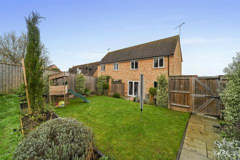 2 bedroom semi-detached house for sale, Fitzgerald close, Lawford