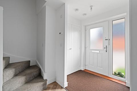 undefined, Arden Drive, Warsash, Southampton, Hampshire. SO31 9EH