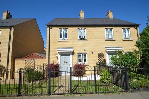 2 bedroom semi-detached house for sale, Ivel Road, Shefford