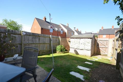76 Ivel Road, Shefford, SG17 5LB