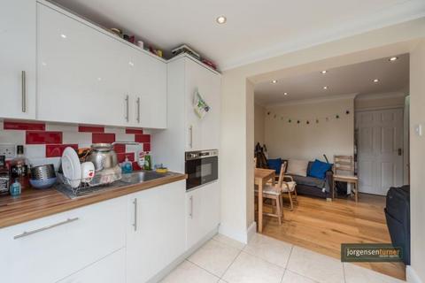 2 bedroom flat for sale, Tennyson Road, Queens Park, NW6