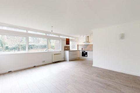 2 bedroom flat to rent, New Dover Road, Canterbury, CT1