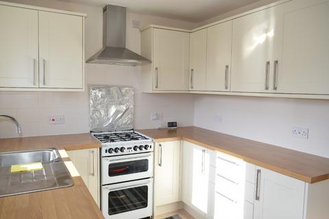 2 bedroom end of terrace house to rent, Meadowsweet Road, Stratford-upon-Avon, CV37