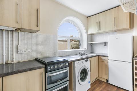 2 bedroom flat for sale, Cromwell Road, Hove, BN3