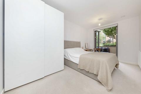 1 bedroom flat for sale, Finchley Road, London NW3