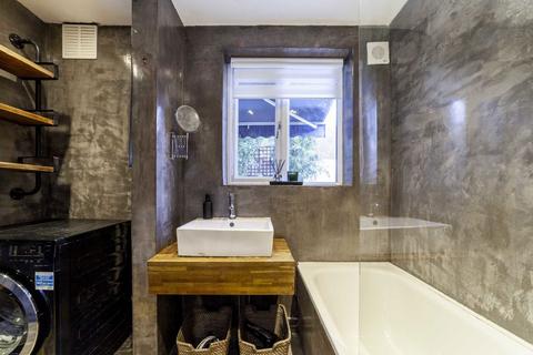 66a Adley Street, London, E5 0DZ