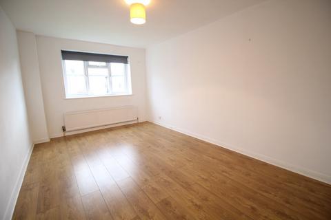 1 bedroom apartment for sale, Bensham Manor Road, Thornton Heath, CR7