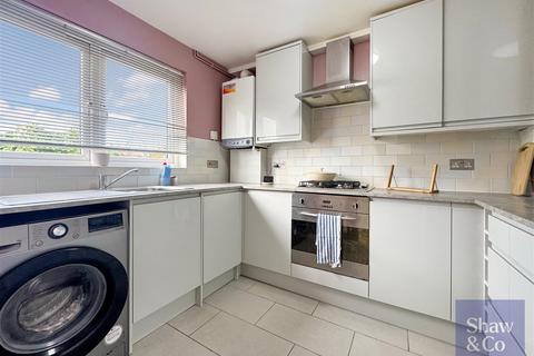 10 Windermere Close, Feltham, TW14 9QF