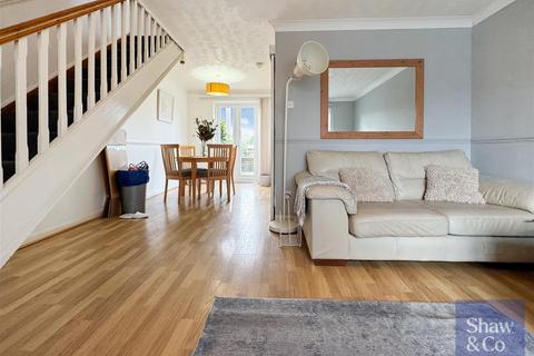 10 Windermere Close, Feltham, TW14 9QF