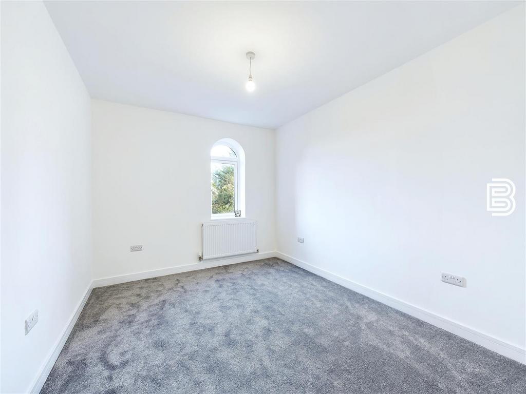 CAM03787 G0-PR0040-STILL017.jpg