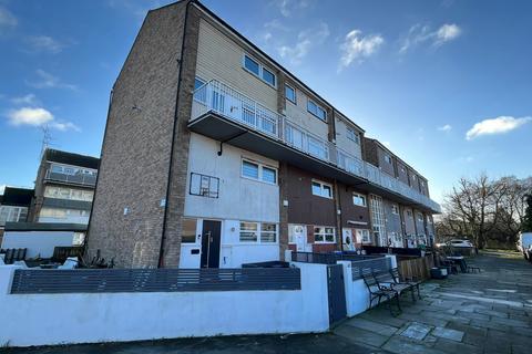 3 bedroom maisonette for sale, Dendridge Close, EN1