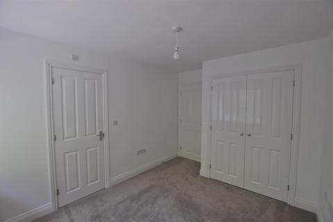 2 bedroom terraced house to rent, The Drive, Hellingly, Hailsham