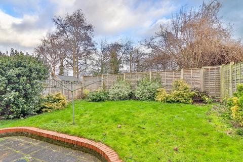 6 Muriel Close, Hadleigh, Ipswich, IP7 5NH