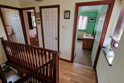 8 Fitzgerald Close, Lawford, Manningtree, CO11 2JT