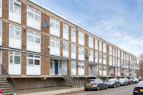 3 bedroom maisonette for sale, Lorrimore Square, London