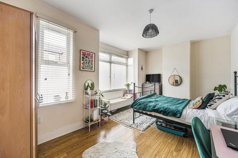 3 bedroom terraced house for sale, Kenlor Road, Tooting