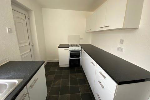 2 bedroom terraced house to rent, Brook Lane, Orrell