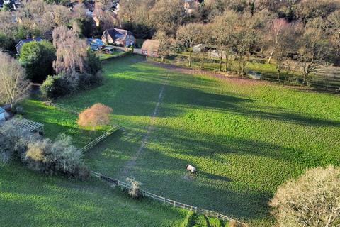 5 bedroom detached house for sale, Roundabout Road, Copthorne