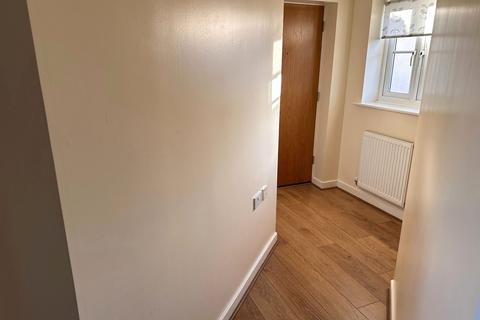 2 bedroom apartment to rent, Hollington House, Dixon Close, Redditch, B97