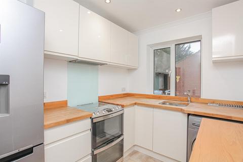 2 bedroom apartment to rent, Merewood Avenue, Headington, Oxford