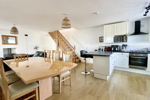 4 bedroom end of terrace house for sale, Victoria Street, Ilfracombe EX34