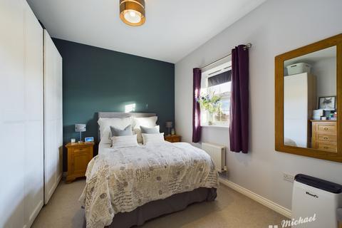 132 Johnson Drive, Leighton Buzzard, LU7 4AY